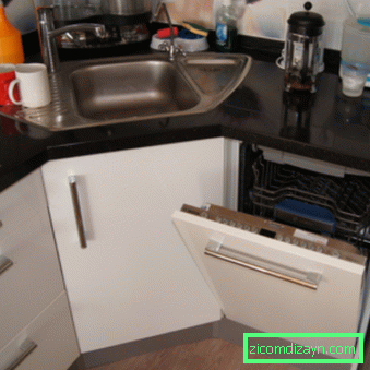 Kjøkken med oppvaskmaskin (100)